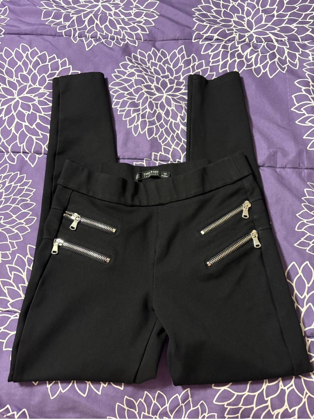 Zara zippered black leggings from the Basic Collection, size M but look smaller